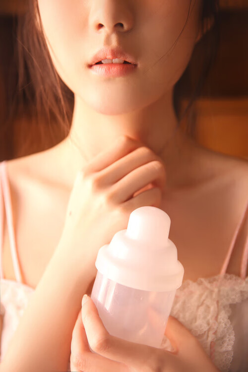 德国男子皮划艇选手诺亚·赫格获得铜牌，奥运男子皮划艇