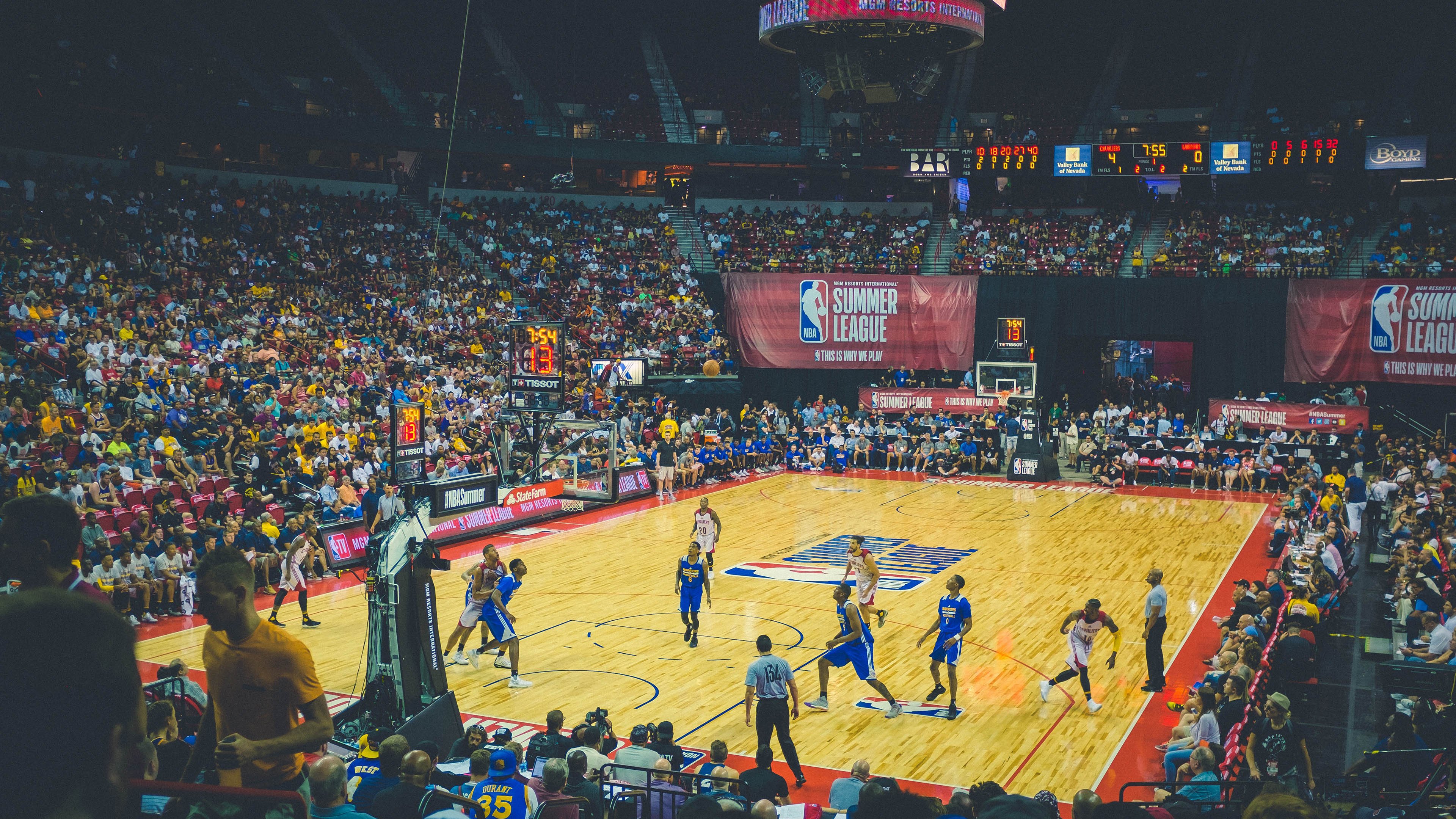 UFC中国战将李景亮重返八角笼，KO对手，李景亮ufc外号