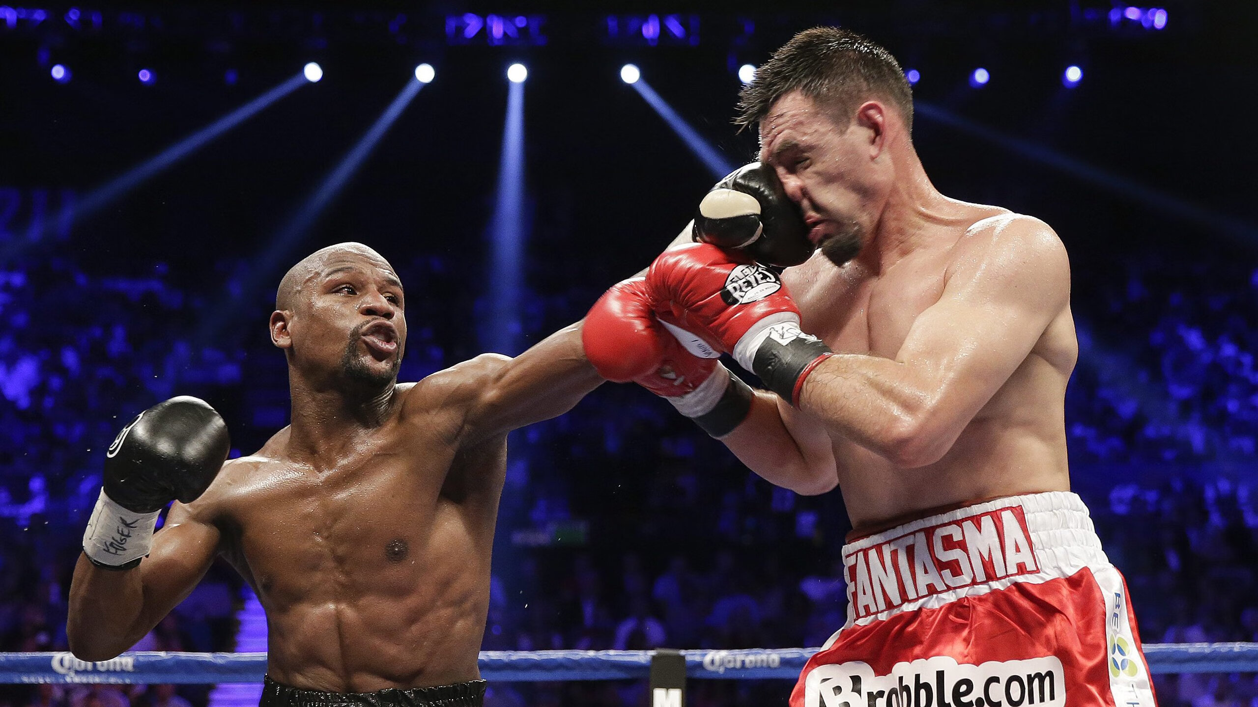 _湖人队士气高涨，迎来连胜_，湖人对队员